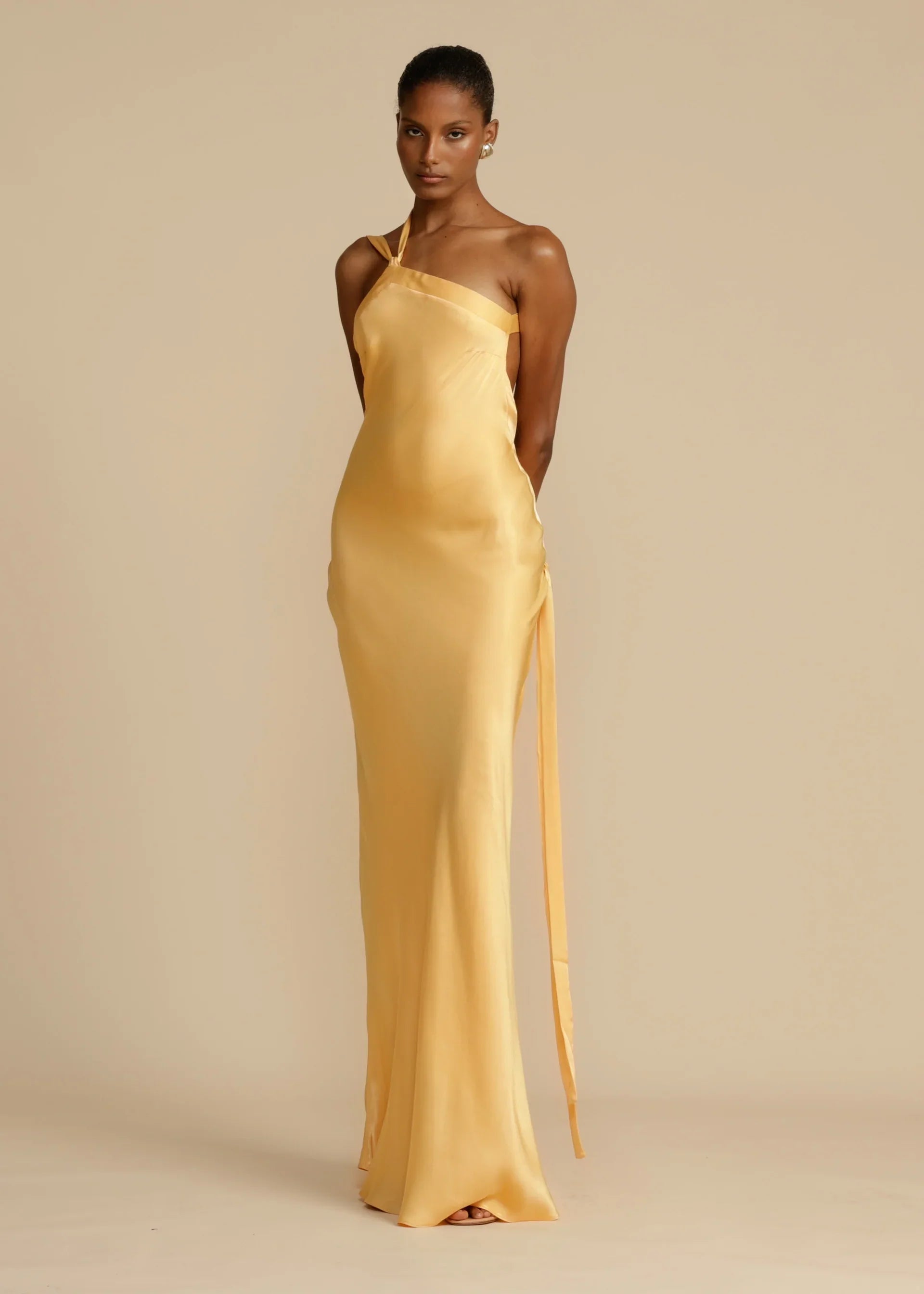 Vestido Aumare Rapallo elegante para resort de lujo
