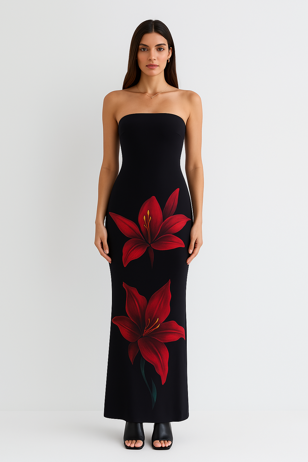 Vestido Aumare Zante largo negro con estampado floral rojo