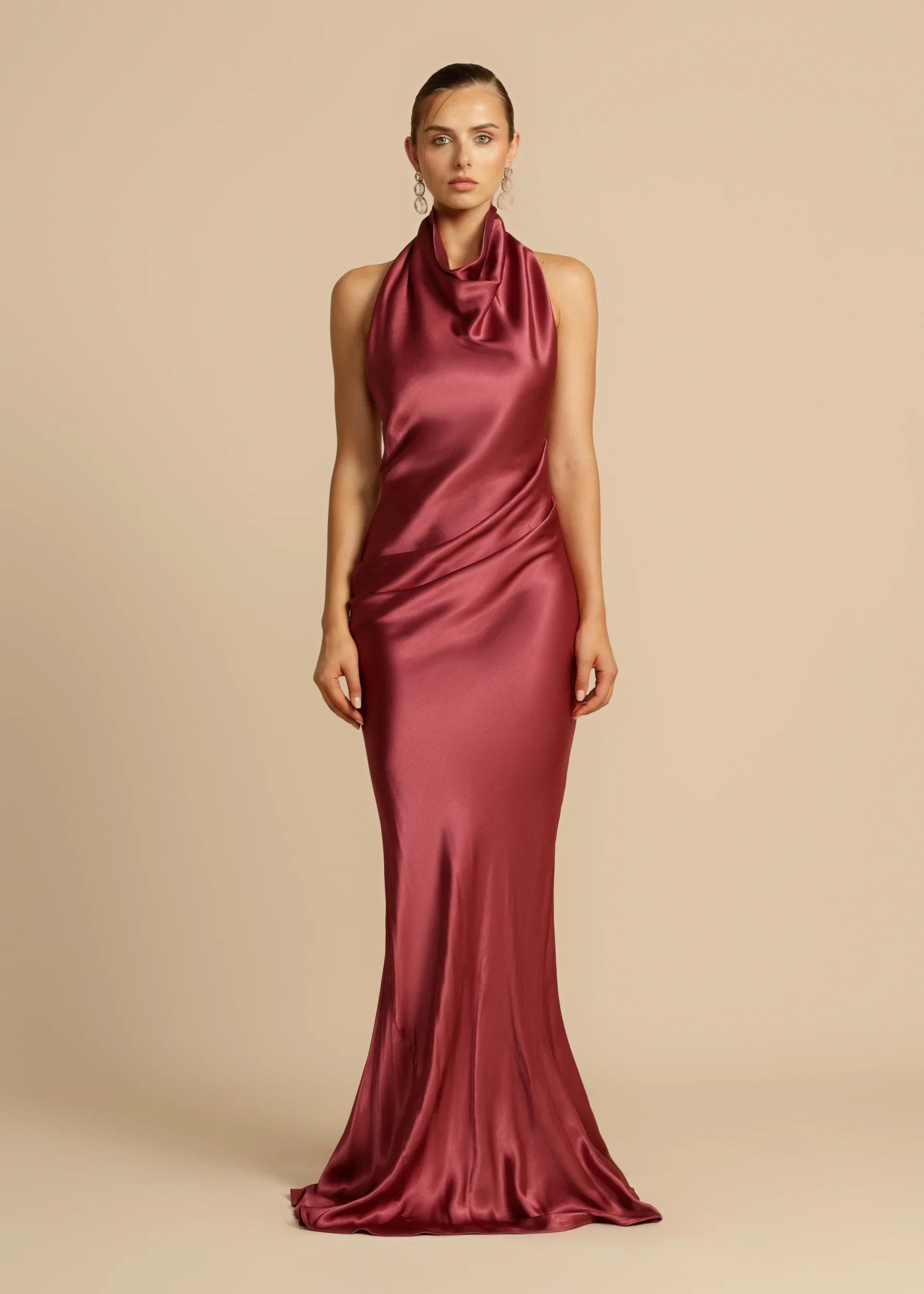 Vestido Aumare Vernazza vino estilo mediterráneo