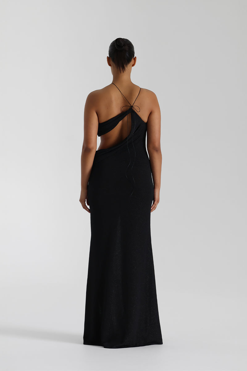 Vestido Aumare Stromboli negro — espalda descubierta