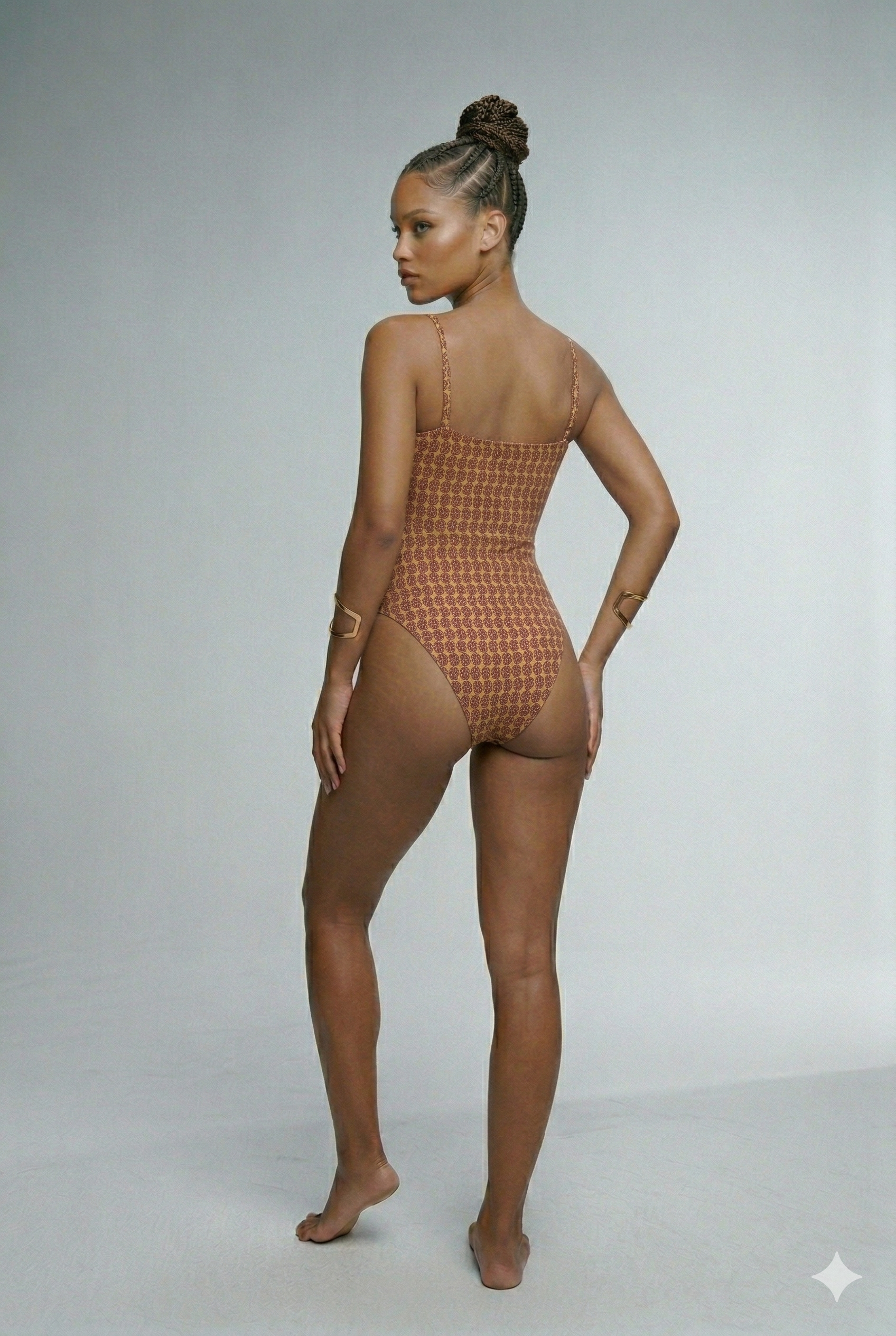 Body Aumare Coco resort wear con cortes laterales