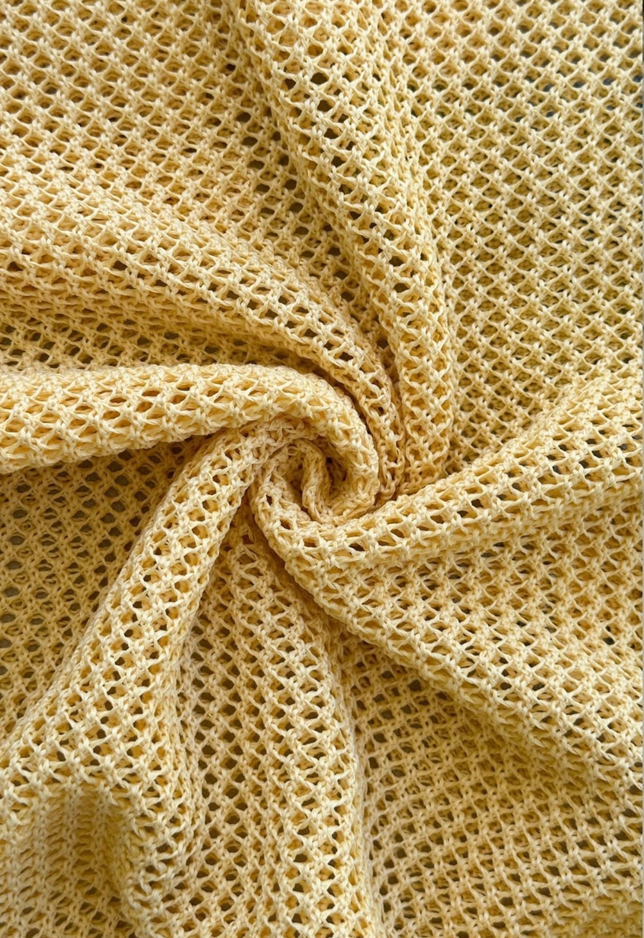 Conjunto Aumare Lo de Marcos tejido tono arena floral