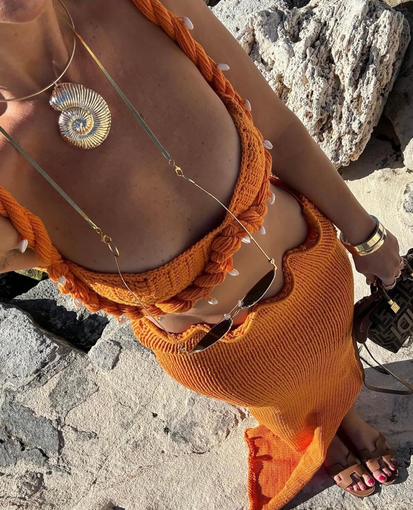Conjunto Aumare Playa Norte naranja en destino de playa