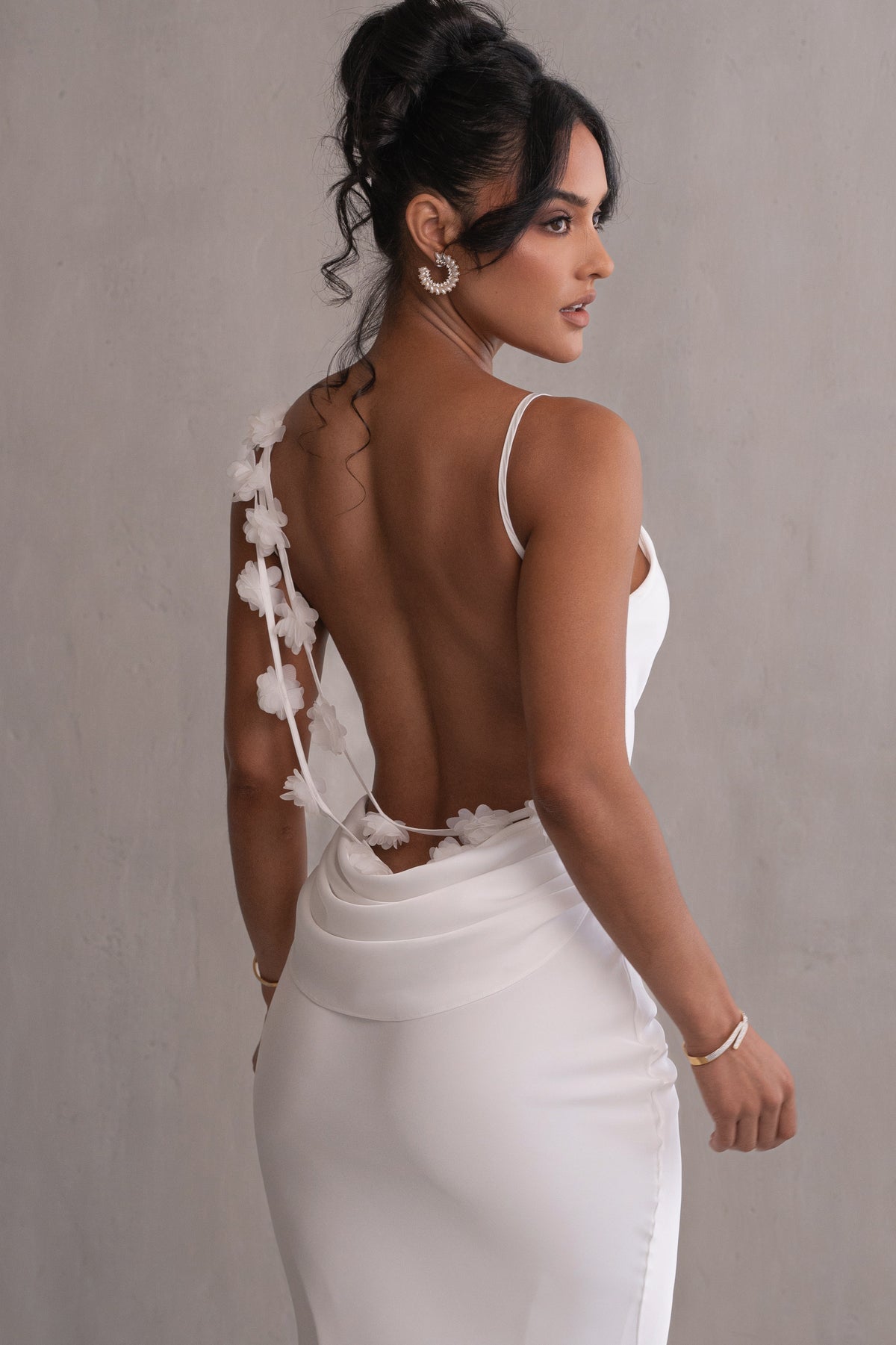 Vestido Aumare Ischia de satén para ocasiones especiales
