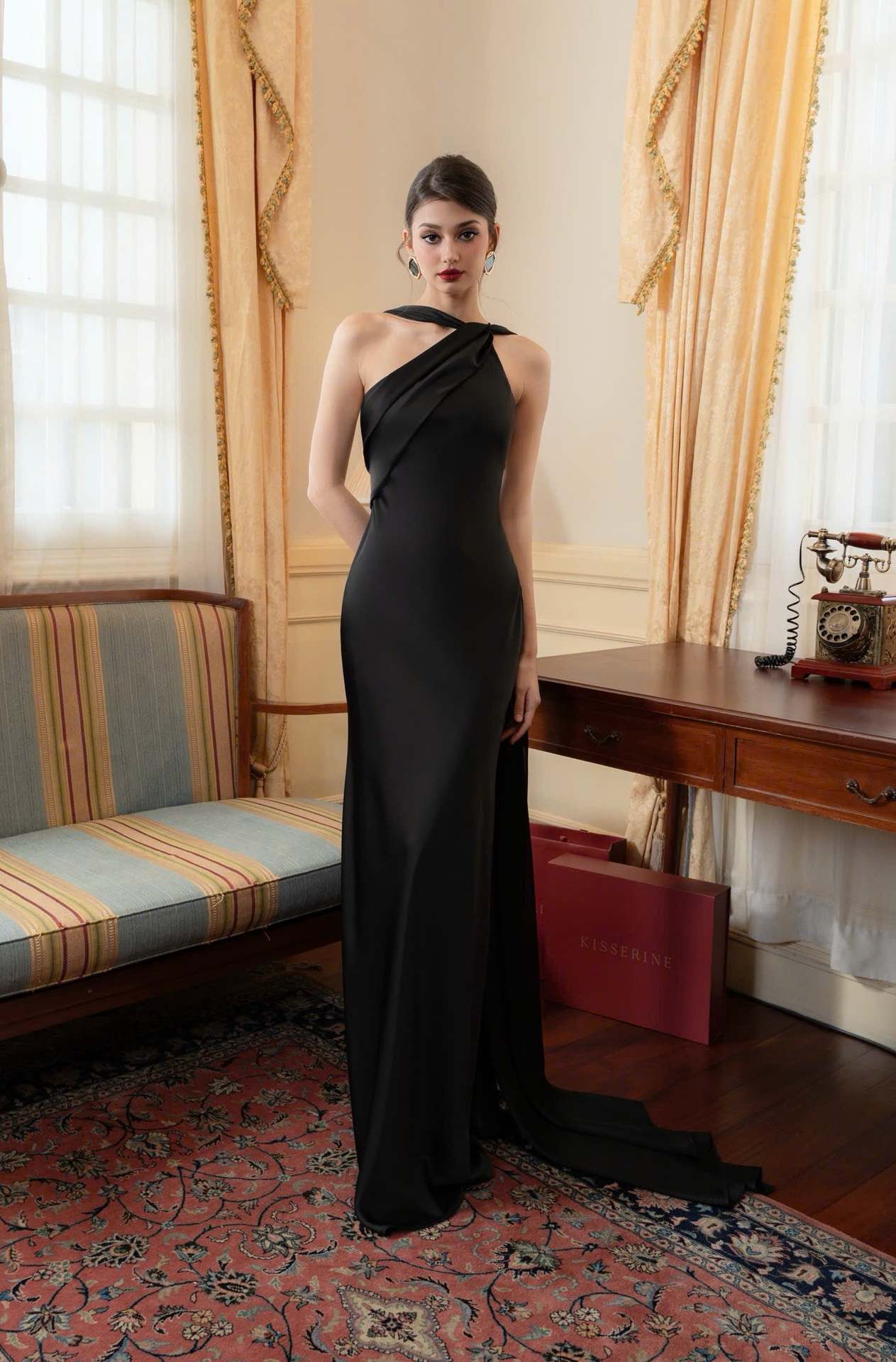 Vestido Aumare Estoril en color negro