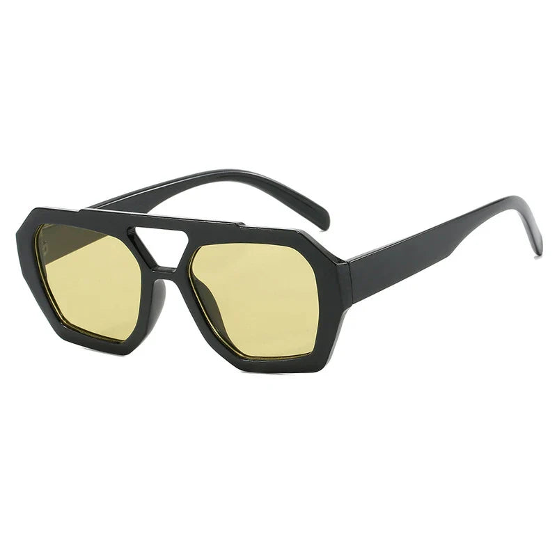Gafas de sol Aumare Es Vedrà color negro con lente amarilla