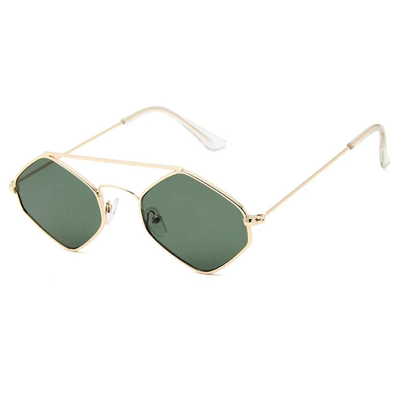 Gafas de sol geométricas Aumare doradas con lente verde vista lateral