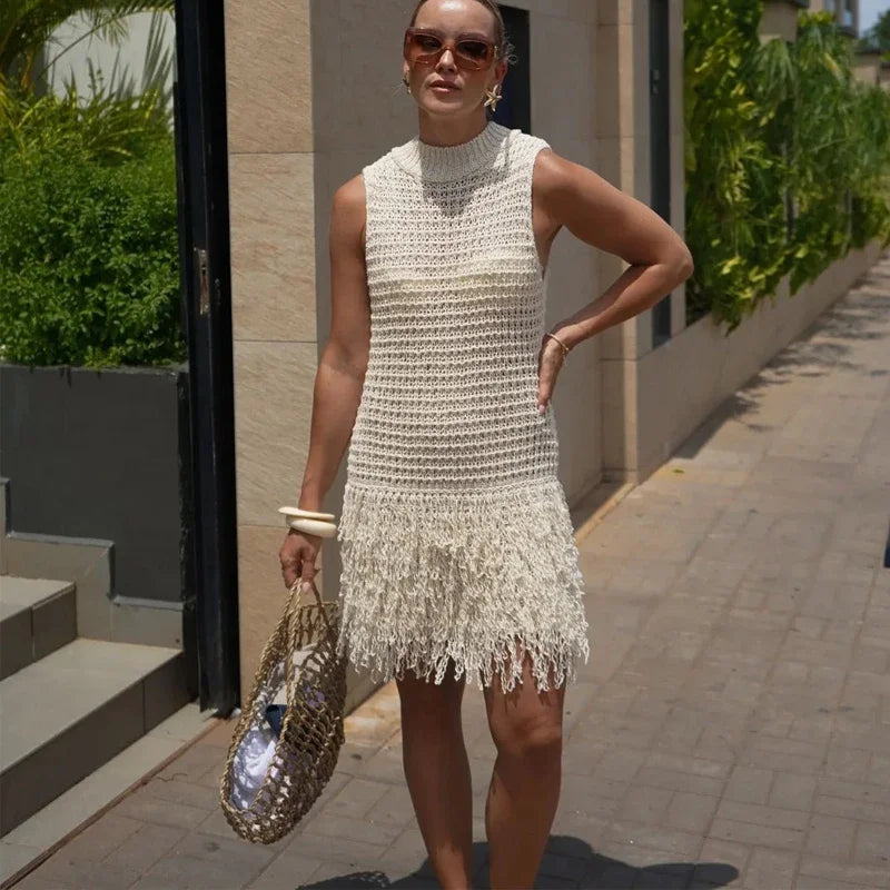 Look de playa con vestido Aumare Sifnos beige