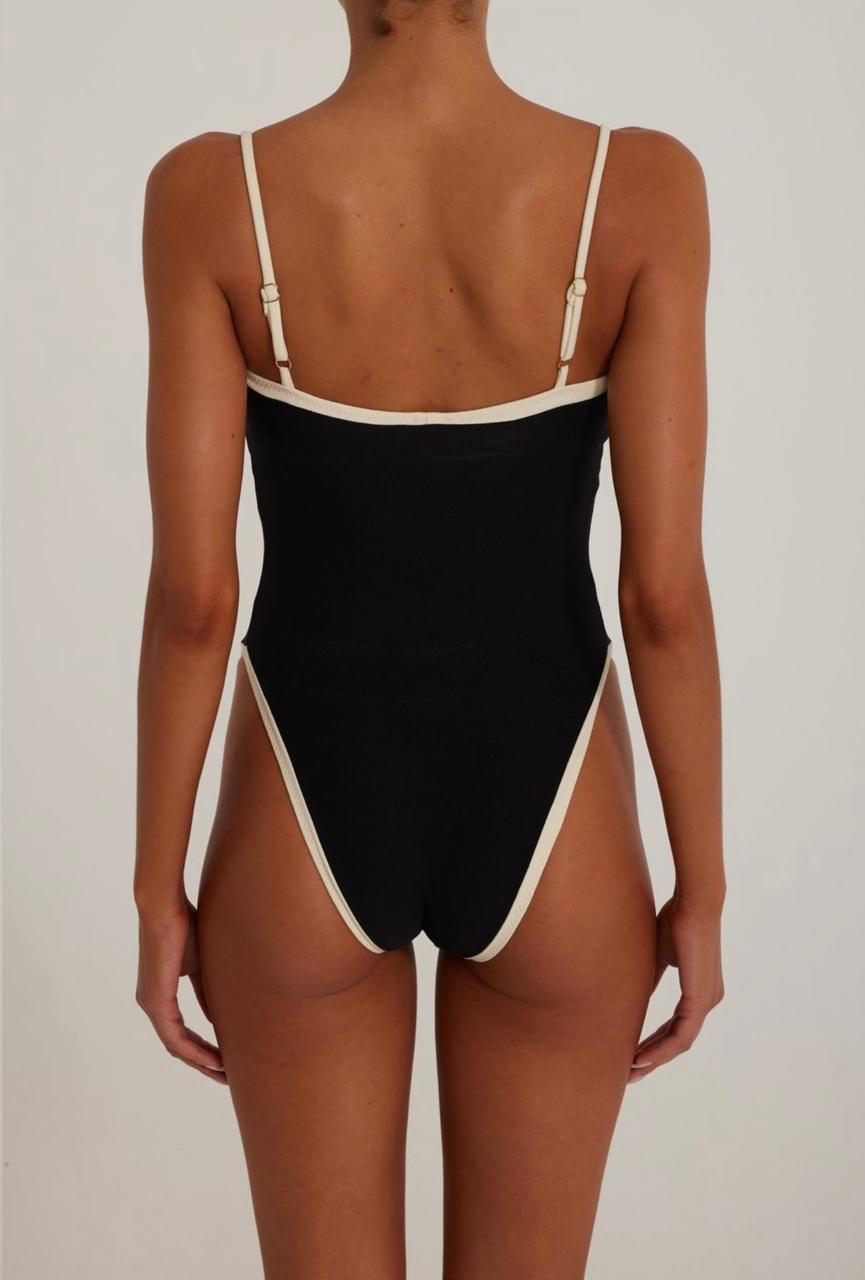 Traje de baño completo Aumare Capucine para días de sol y mar