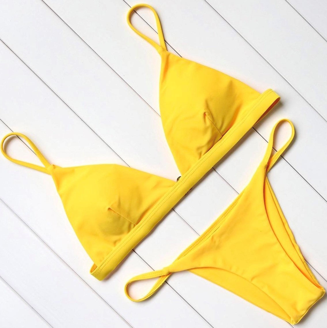 Bikini Aumare Soliman color amarillo