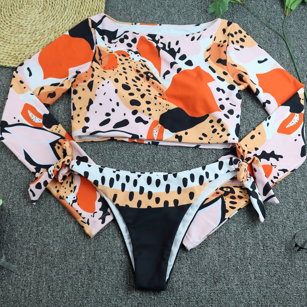 Bikini Aumare Bianca Jagger top manga larga — detalle