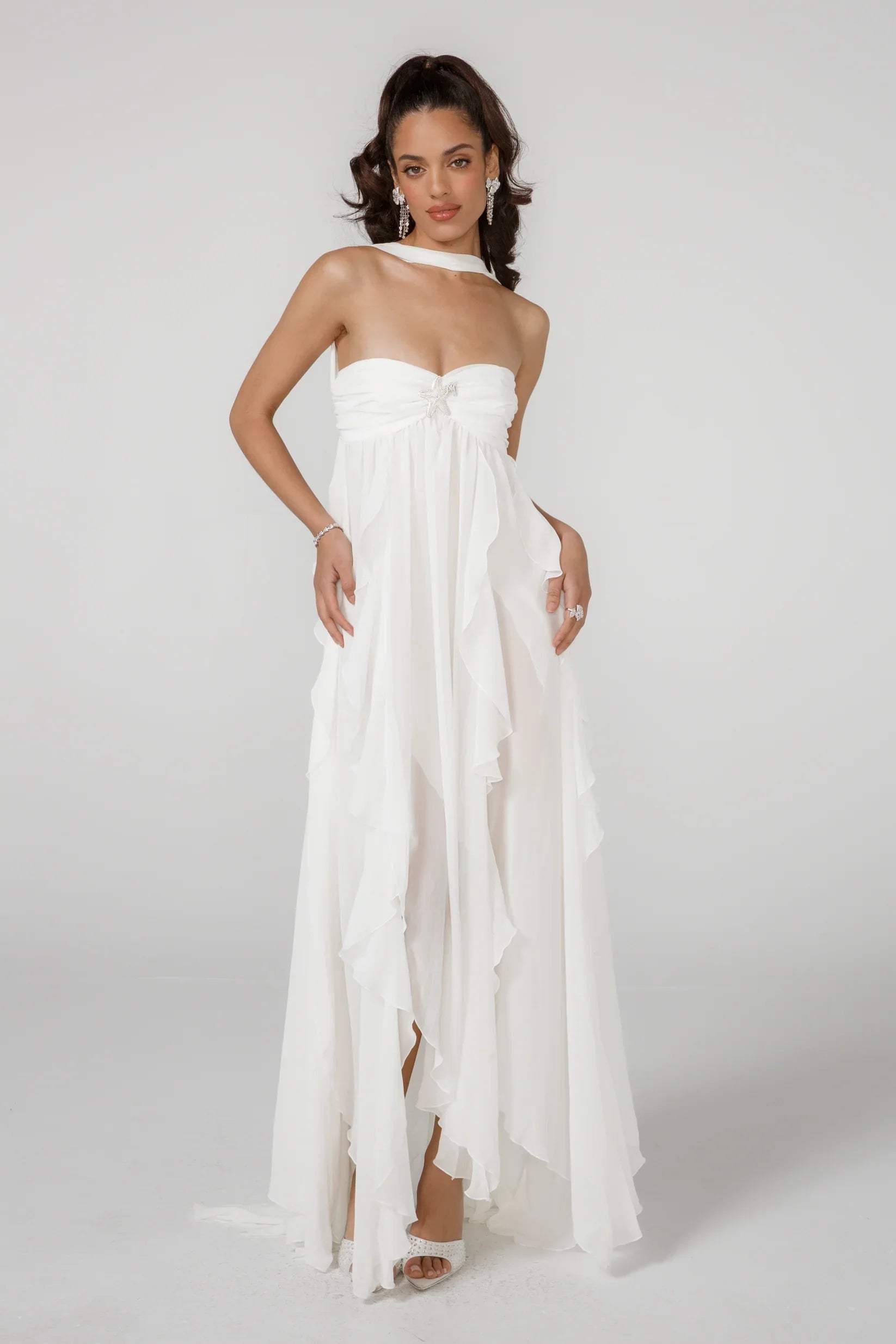 Vestido Aumare Beaulieu blanco de cuerpo entero