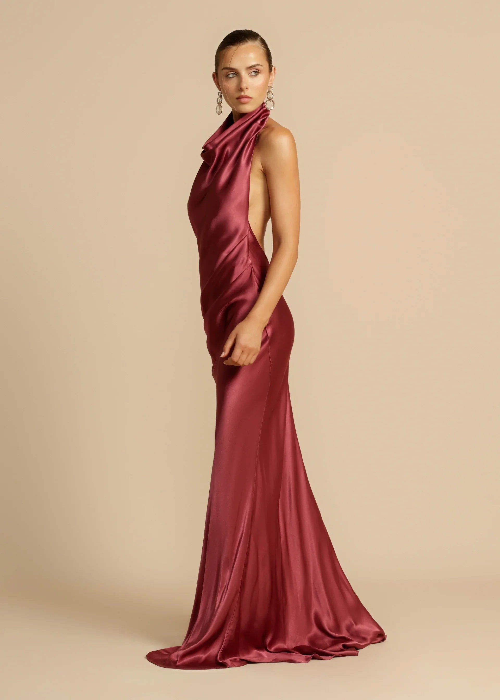 Vestido Vernazza vino poliéster satinado de lujo