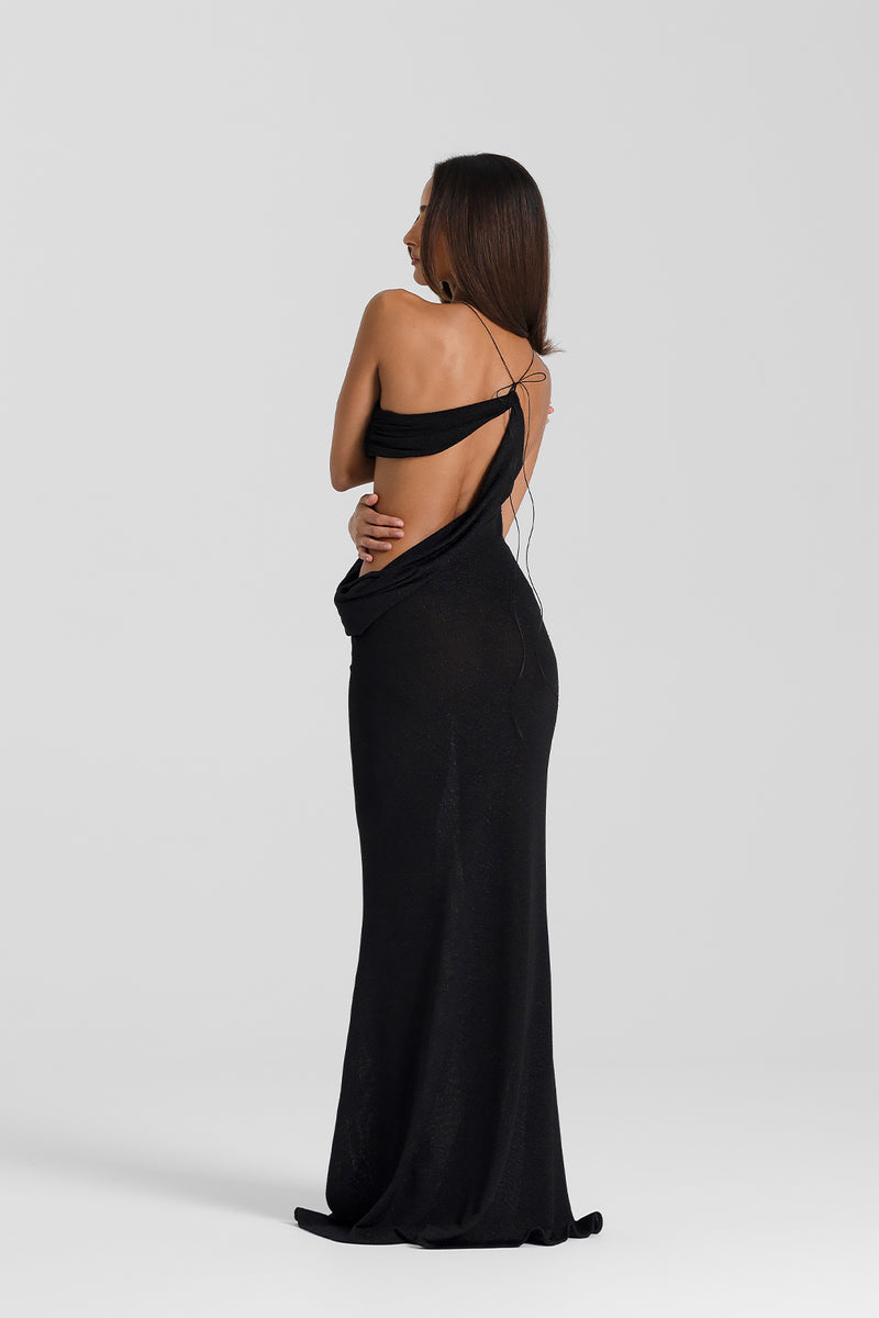 Vestido Aumare Stromboli negro — vista trasera