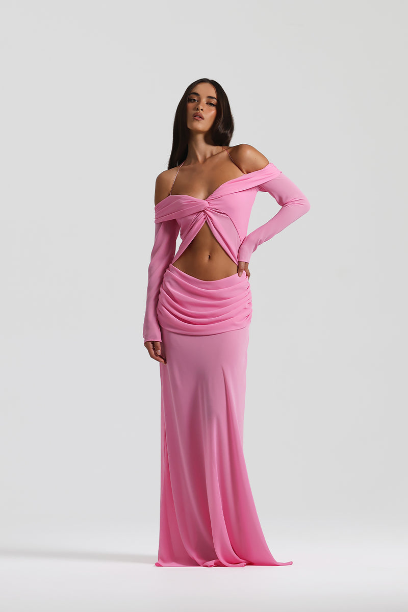 Vestido largo Aumare rosa de frente