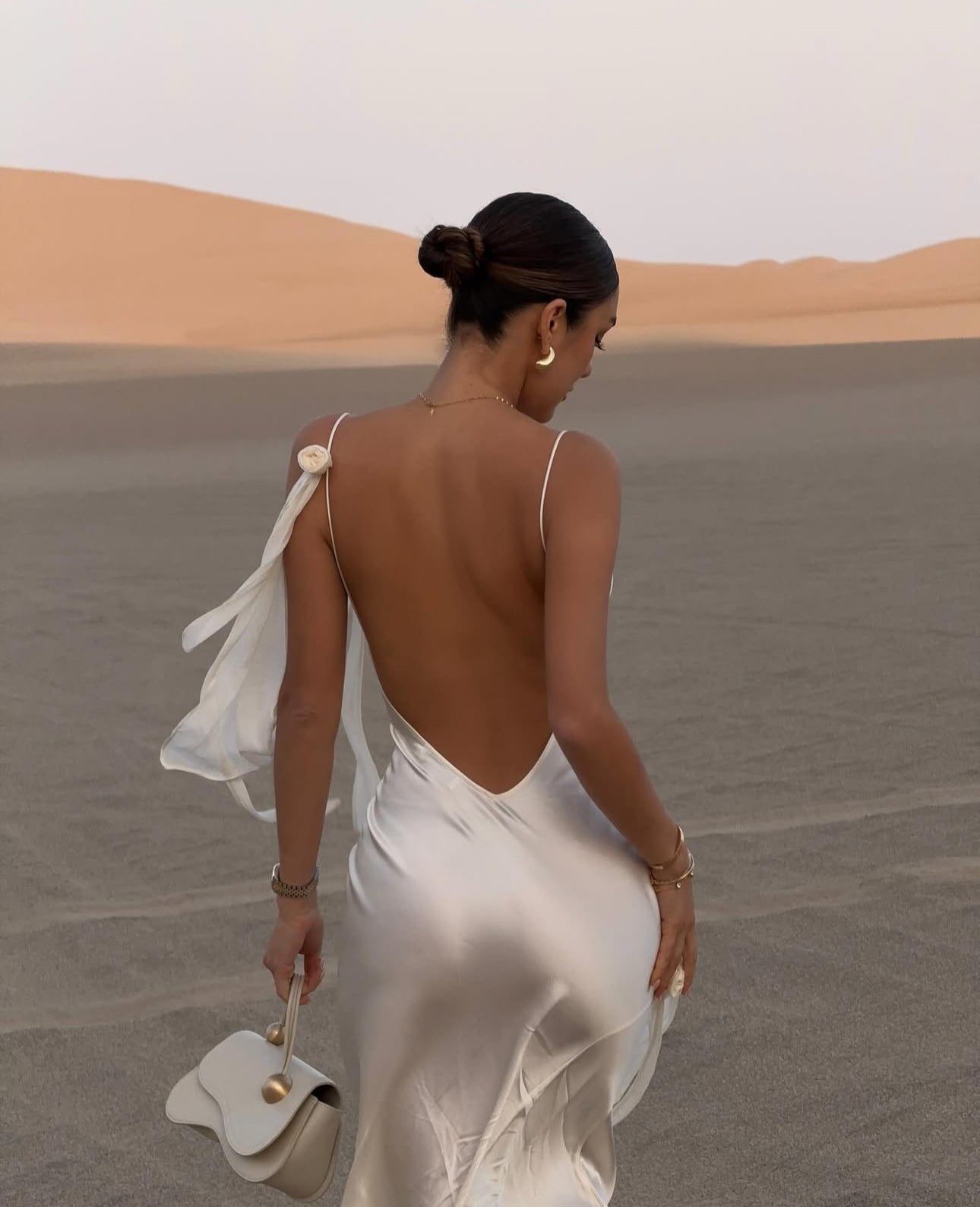 Vestido Aumare Otranto estilo resort de lujo