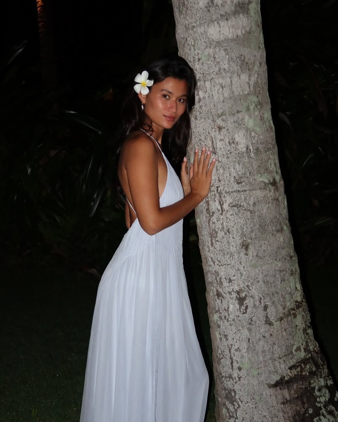 Vestido Aumare Calvi resort wear de lujo en tono celeste