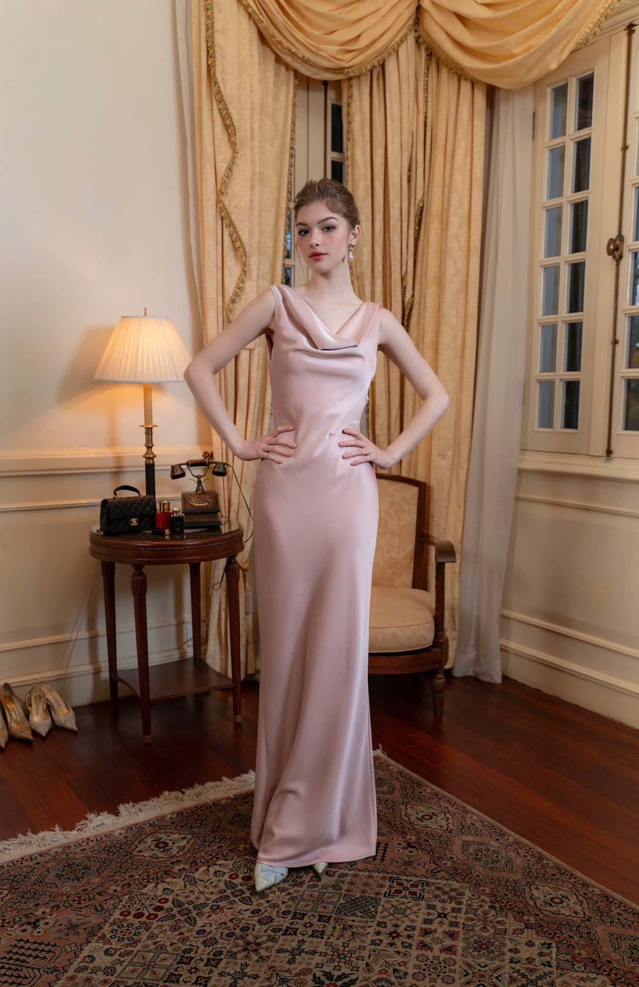 Vestido Aumare Minori, elegancia mediterránea junto al mar