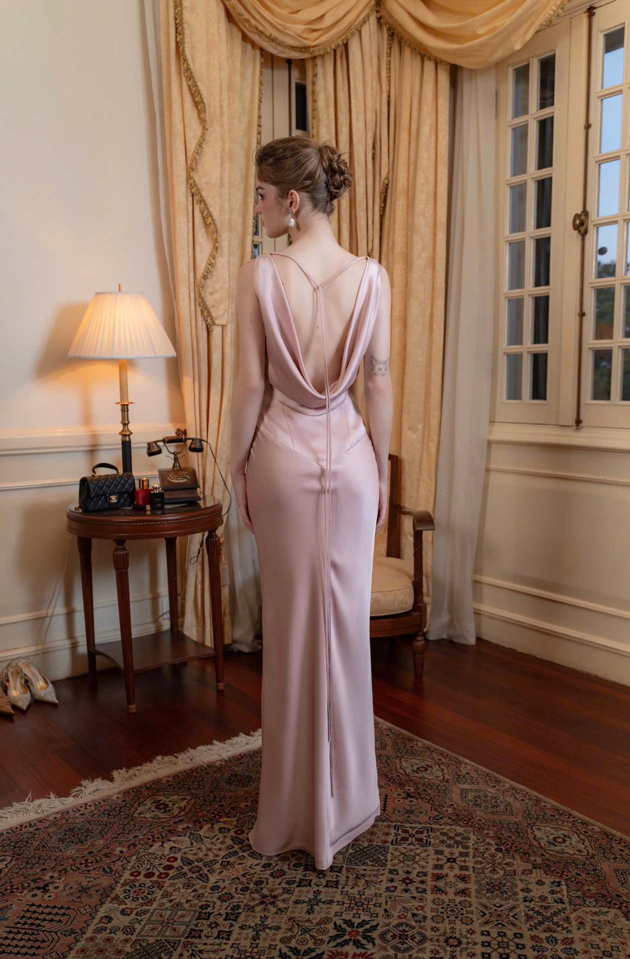 Vestido largo fluido Aumare Minori en satén