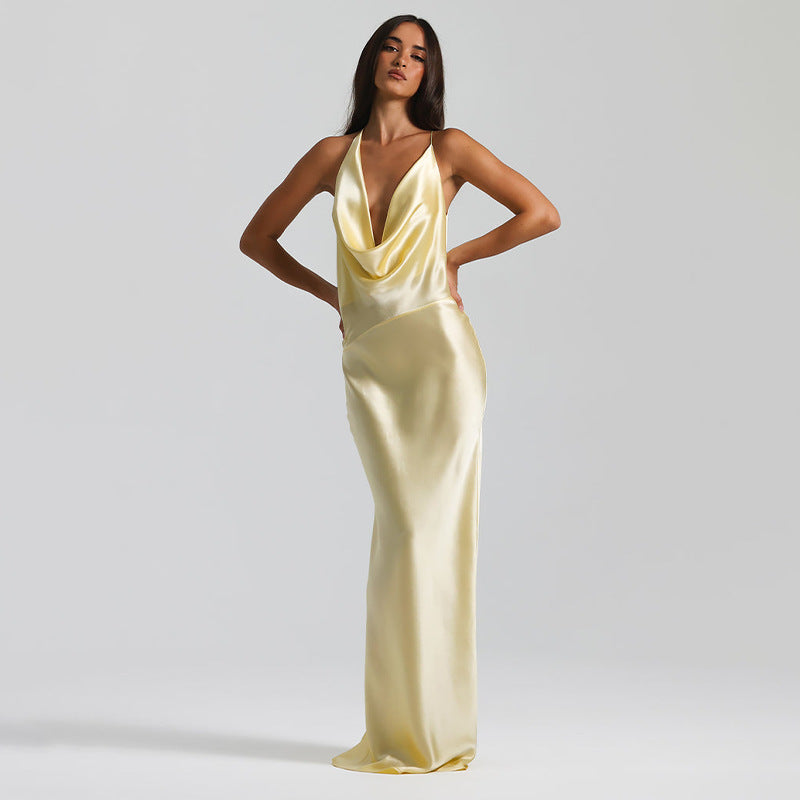 Vestido Aumare Mallorca amarillo, vista frontal de cuerpo completo