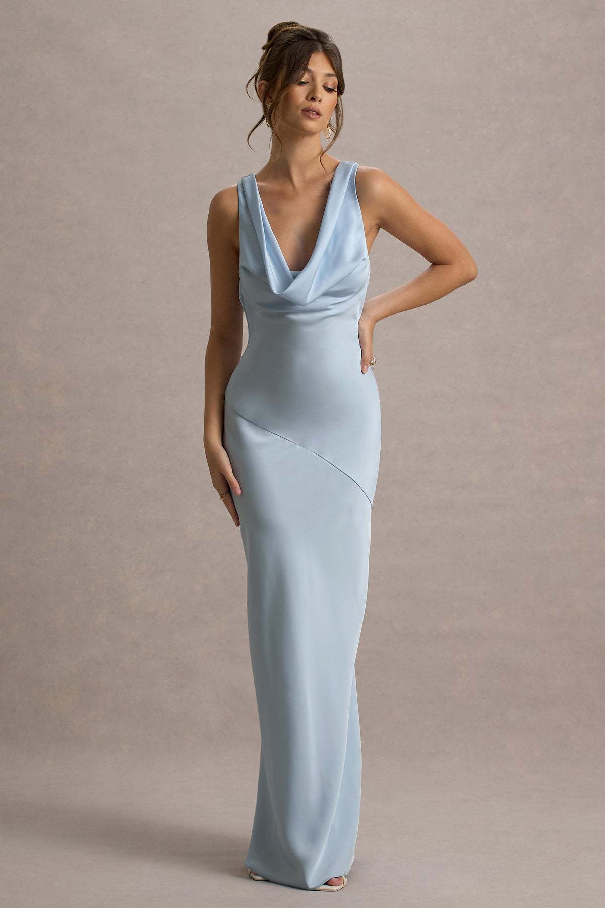 Vestido Aumare Bodrum movimiento del vestido largo