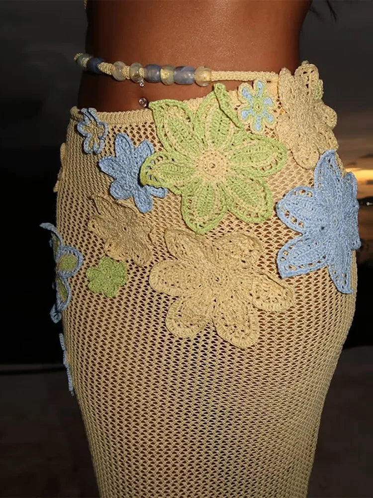 Detalle apliques florales conjunto Cuixmala — AUMARE
