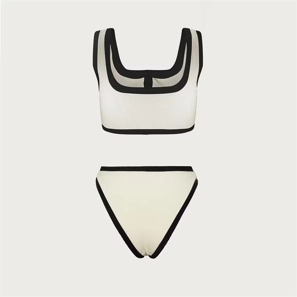 Bikini Aumare Sotavento — conjunto de dos piezas con botones decorativos