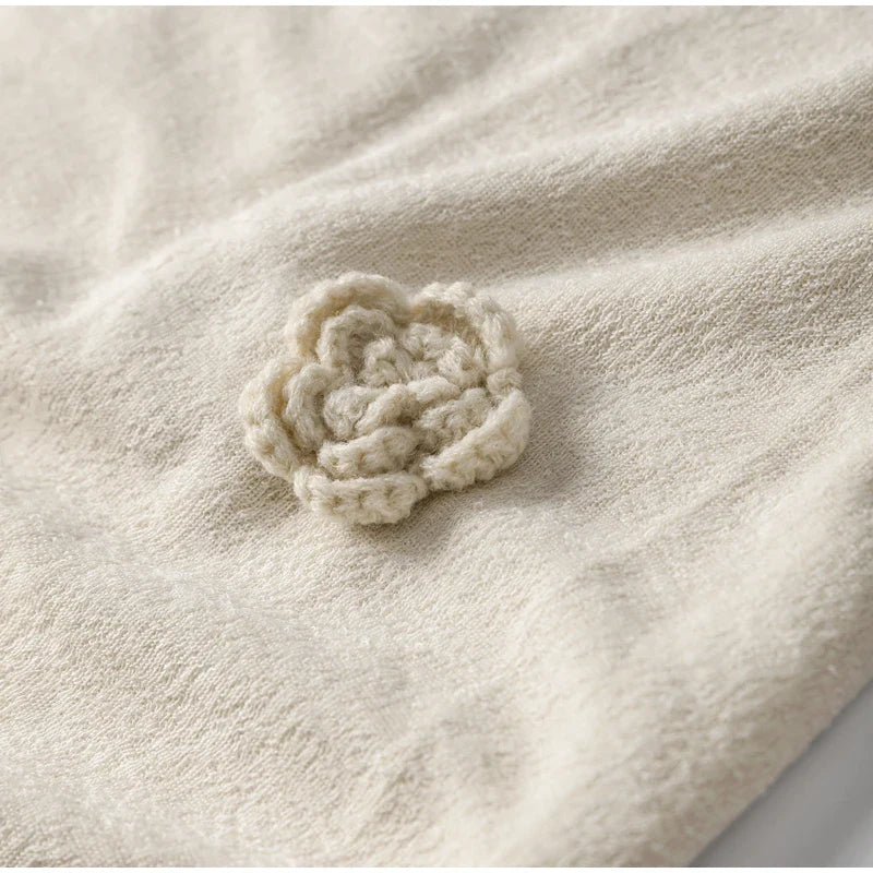 Vestido Aumare Hydra tejido artesanal — flores en relieve